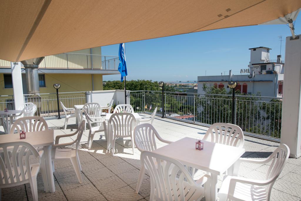 Albergo Arcobaleno Sottomarina Ngoại thất bức ảnh