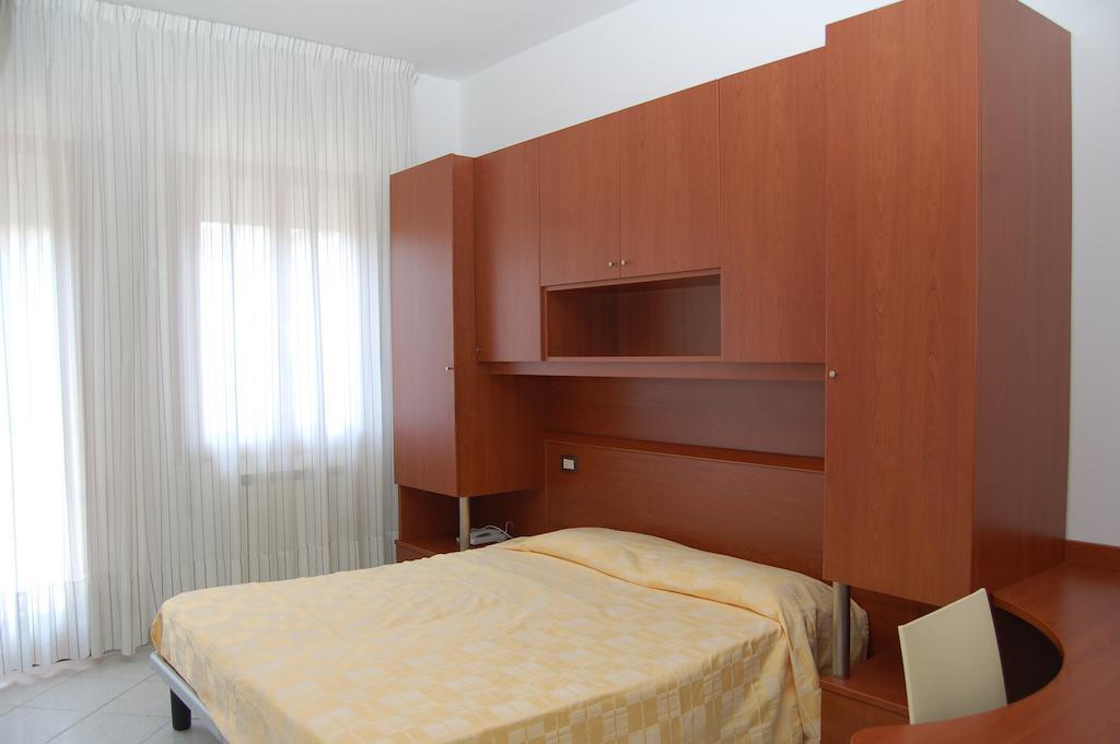 Albergo Arcobaleno Sottomarina Phòng bức ảnh
